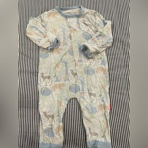 Magnetic me onesie pajamas 0-3M